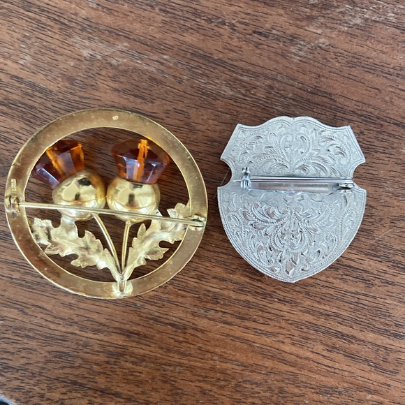 Pair of Vintage Scottish Brooches - Picture 7 of 9